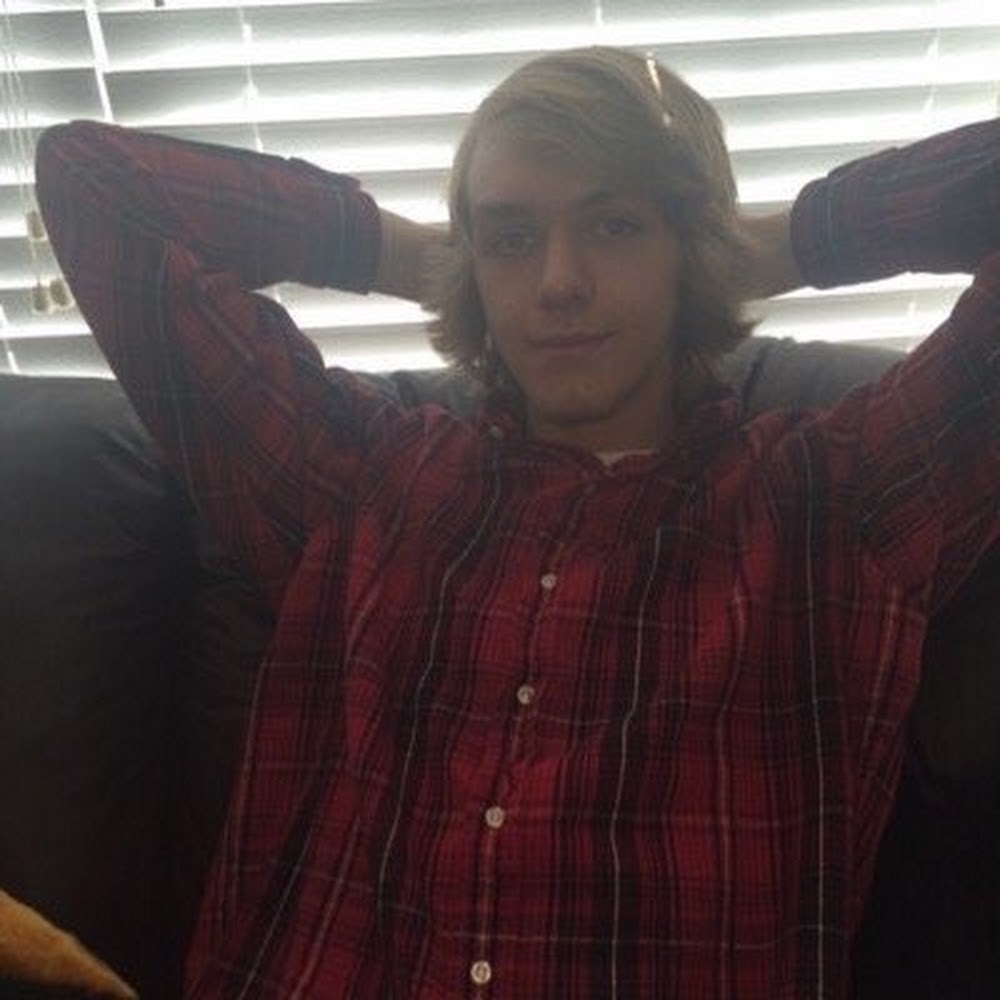 Meet your Posher, Zach